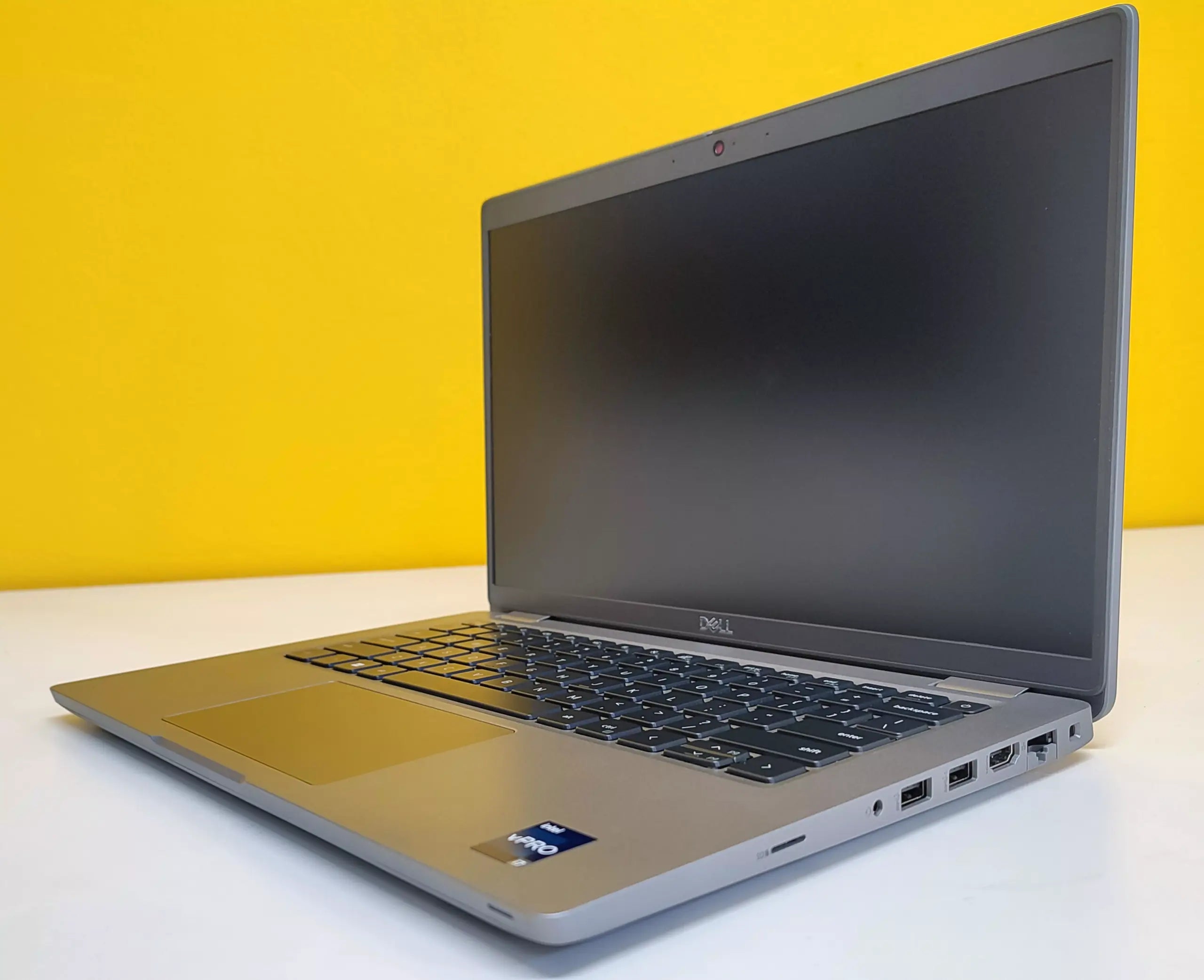 Dell Latitude 5430 generalüberholtes Notebook 14″ FullHD | Intel Core i7-1255U | RAM 16GB | SSD 512GB | WiFi Bluetooth HDMI USB Typ-C Windows 11 Pro US-Tastatur Dell Latitude 5430 generalüberholtes Notebook 14″ FullHD | Intel Core i7-1255U | RAM 16GB | SSD 512GB | WiFi Bluetooth HDMI USB Typ-C Windows 11 Pro US-Tastatur
